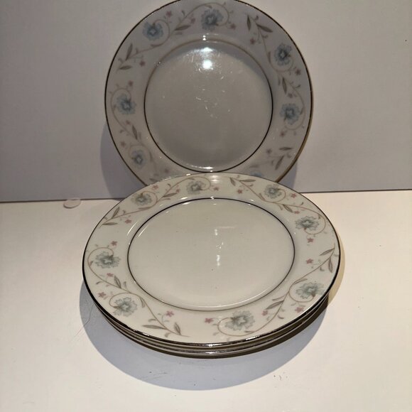 7861  2 EA 6 ½” ENGLISH GARDEN BREAD & BUTTER PLATE - Picture 1 of 5